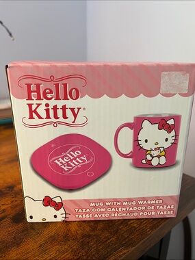 Hello Kitty Hot Pink Mug and Warmer Set